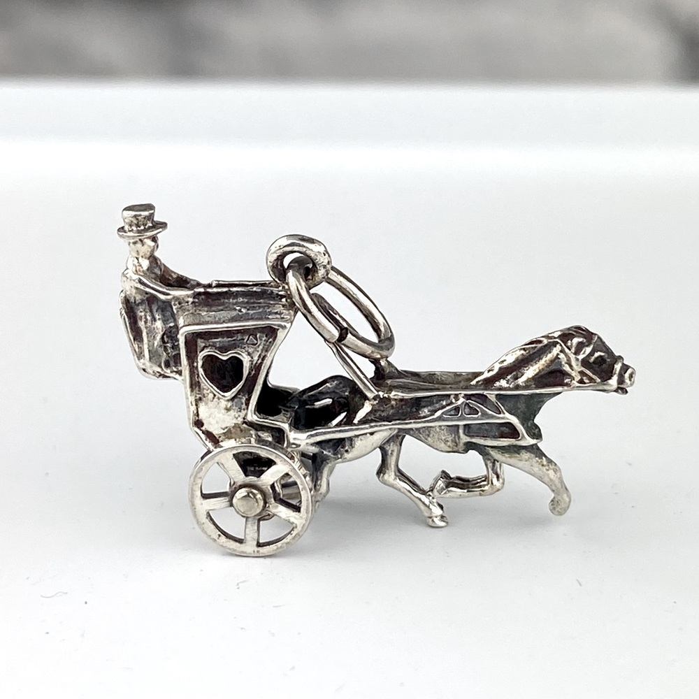 VINTAGE 🌸 Just Married Wedding Horse &Buggy Love Charm Sterling Silver 925 Beau
